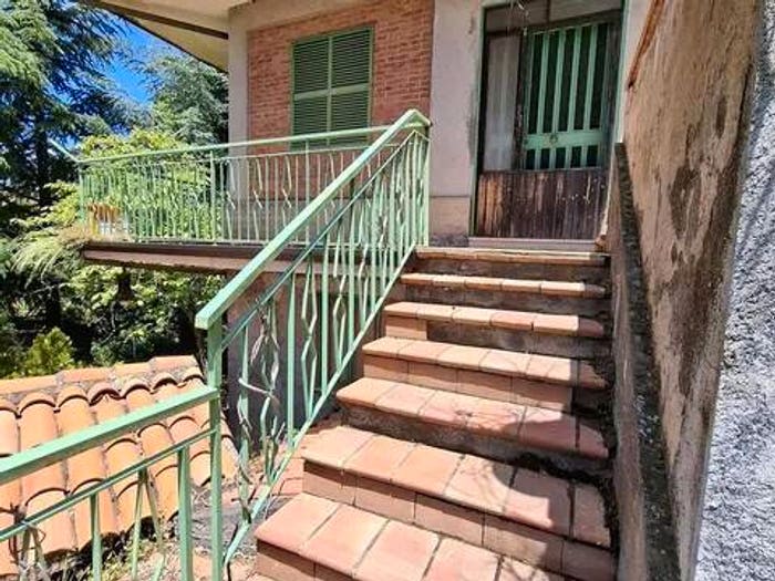 Casa con 6 locali in vendita in Timpone No Number, Adrano