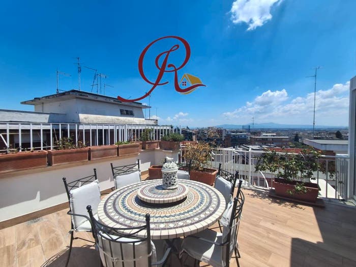 Casa con 5 locali in vendita in Monteverde Vecchio, Roma