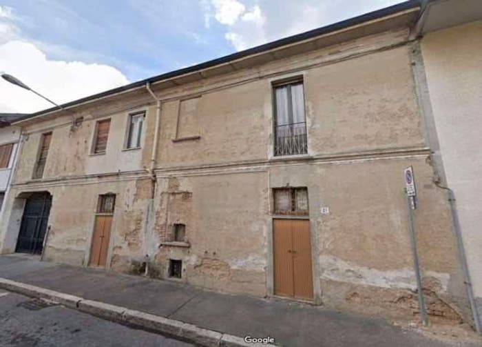 Appartamento con 6 locali in vendita in Via Ferrara, San Bernardino, Legnano