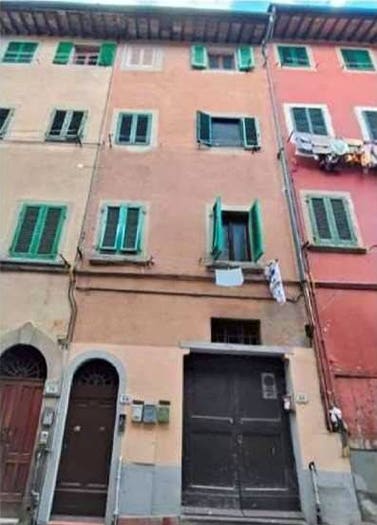 Appartamento quadrilocale in vendita in Via Tilli, Centro, Castelfiorentino
