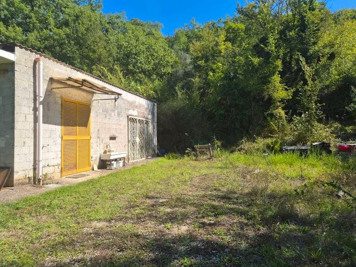 Casa bilocale in vendita in Vocabolo Sughera, Giove