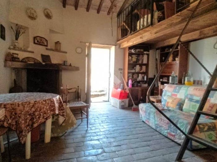 Casa bilocale in vendita in Selva di Sopra, Olevano Romano