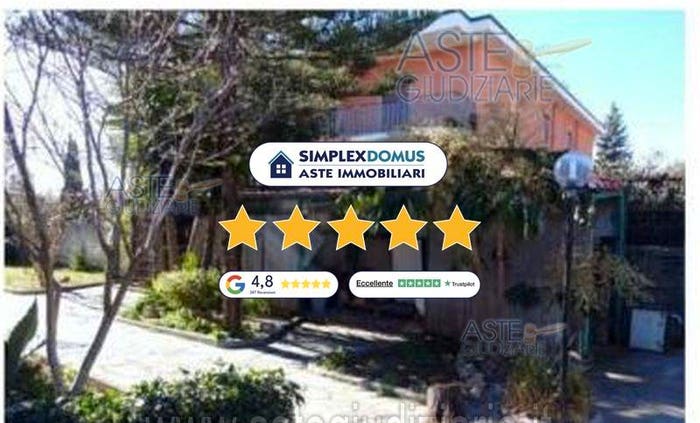 Appartamento con 5 locali in vendita in via MARINO da EBOLI, Centro, Eboli