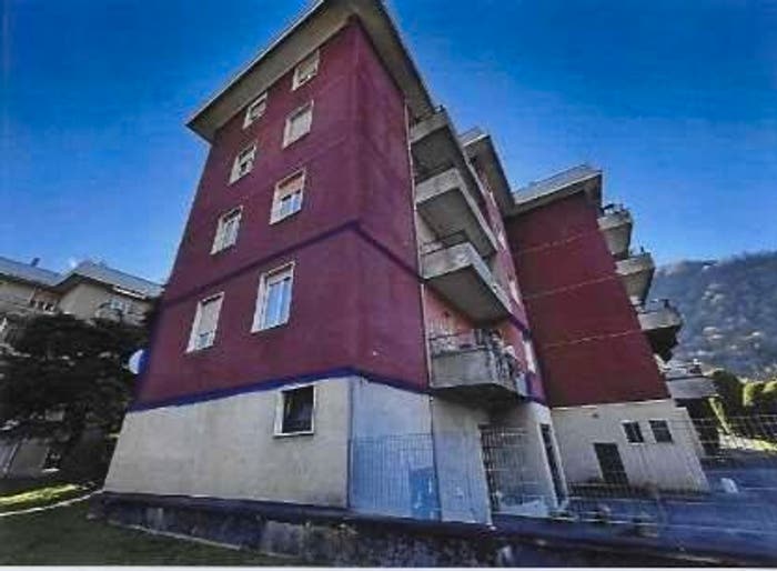 Appartamento trilocale in vendita in Via Spluga, Olginate
