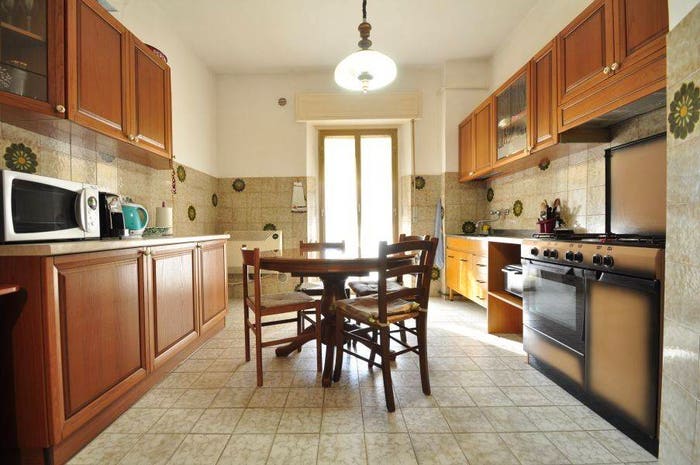 Appartamento quadrilocale in vendita in Via Dante Alighieri, Venturina, Campiglia Marittima