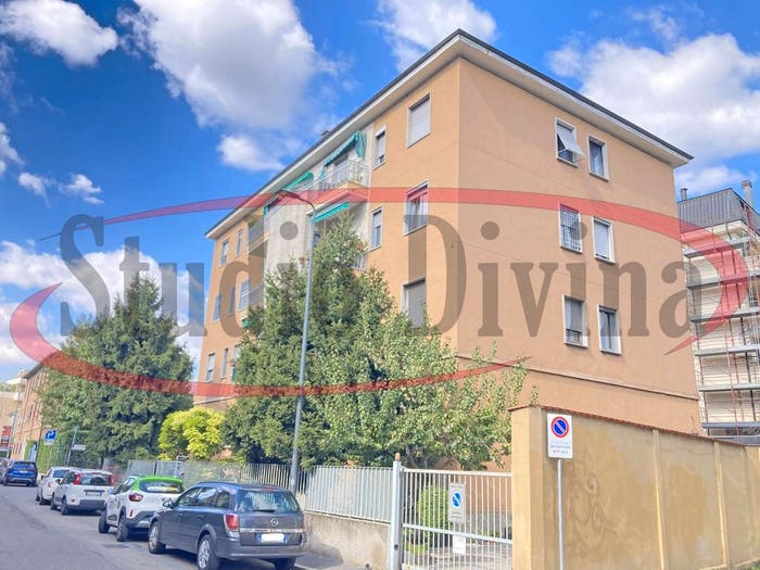 Appartamento bilocale in vendita in Via Brusuglio, Affori, Milano