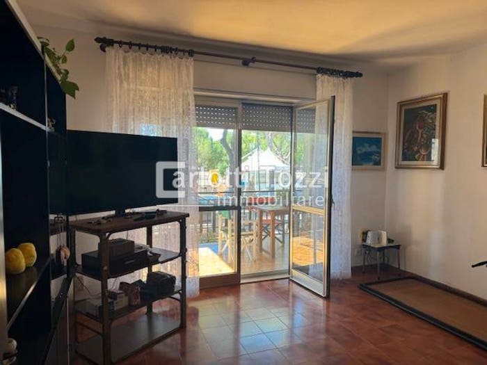 Appartamento con 5 locali in vendita in Via Papa Giovanni XXIII, Castiglione Paese, Castiglione della Pescaia