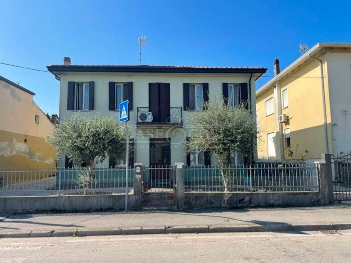 Casa con 6 locali in vendita in Centro, San Martino di Lupari