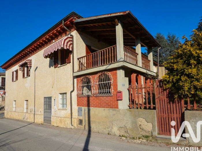 Casa con 6 locali in vendita in Via Riccardo Moizo, Centro, Saliceto