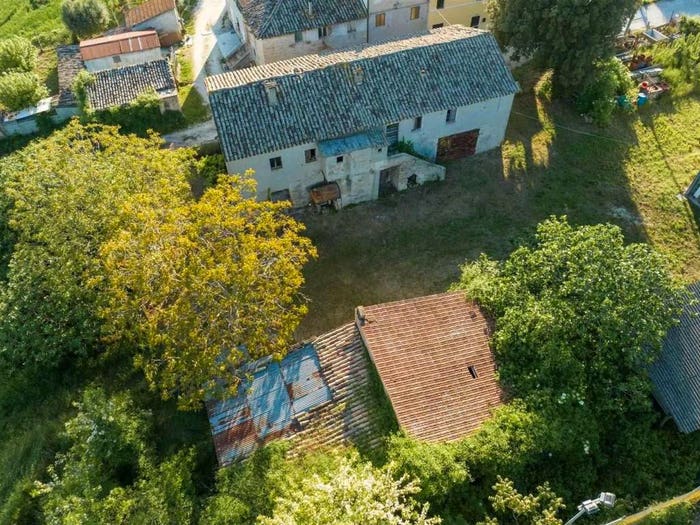 Casa con 6 locali in vendita in Borgo Minonna, Jesi