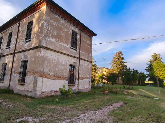 Casa con 6 locali in vendita in Savarna, Ravenna