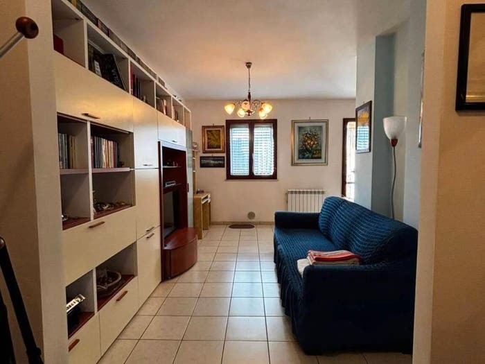 Appartamento con 6 locali in vendita in Via Aldo Moro, San Feliciano, Magione