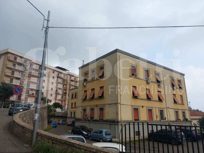 Appartamento con 5 locali in vendita in VIA DELLA STAZIONE, Sala, Catanzaro