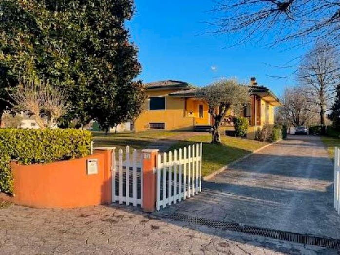 Casa con 6 locali in vendita in via codopè, Cecchini, Pasiano di Pordenone