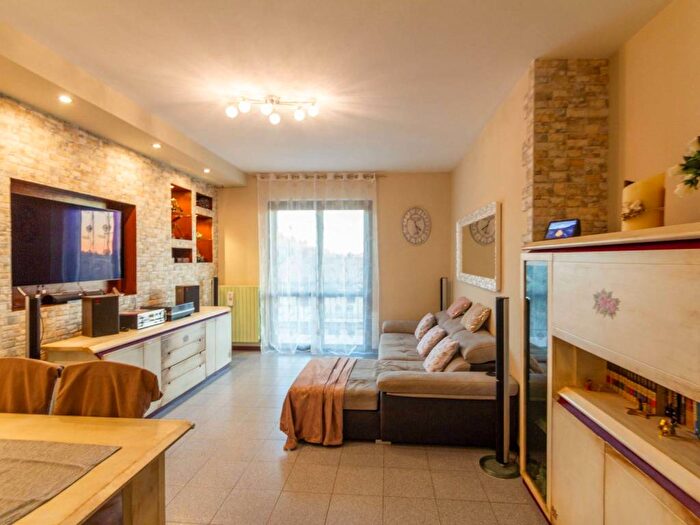 Appartamento quadrilocale in vendita in Via Alessandro Manzoni, Viganò
