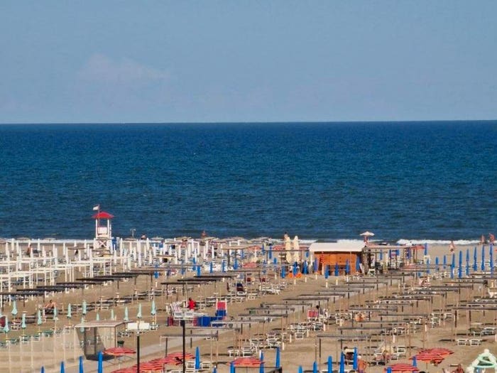 Appartamento trilocale in vendita in Viale Giovanni Pascoli, Lido degli Estensi, Comacchio