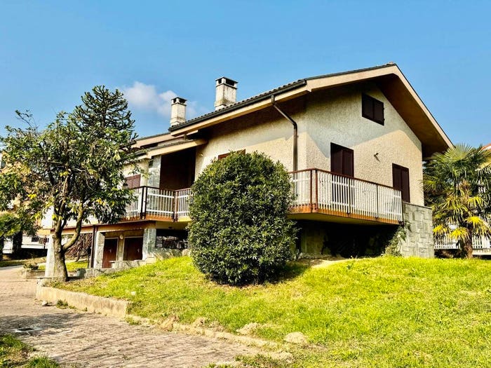 Casa con 5 locali in vendita in Strada Contessa, Centro, Caselette