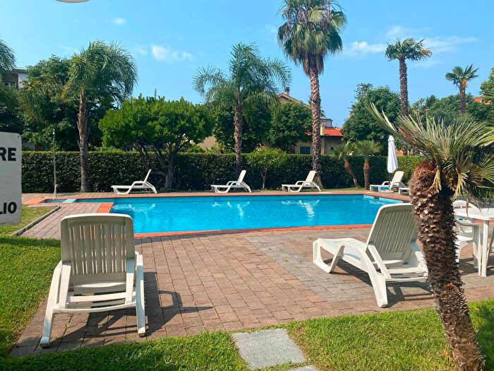 Appartamento trilocale in vendita in Via Romana, Centro, Bordighera