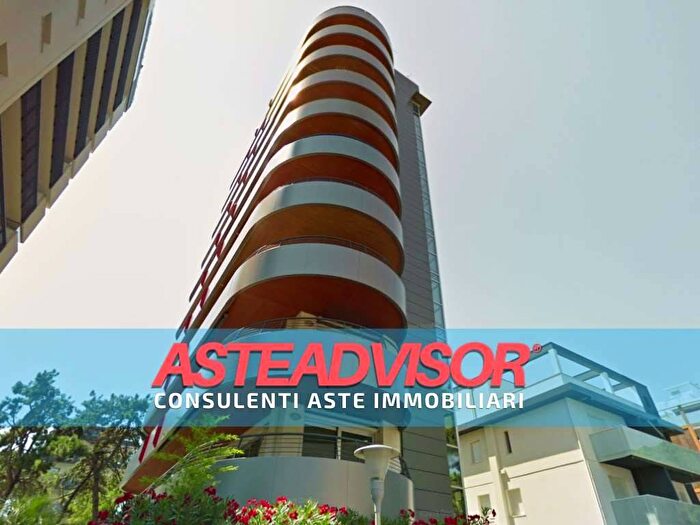 Appartamento quadrilocale in vendita in Via Stiria, Centro, Lignano Sabbiadoro