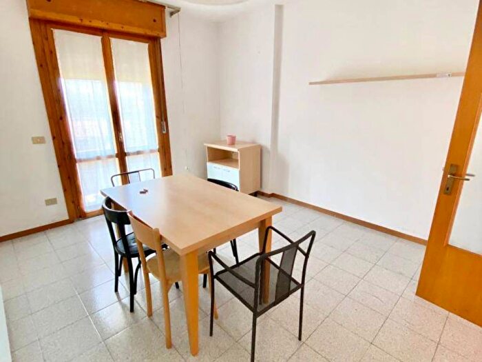 Appartamento trilocale in vendita in Centro, Urbino