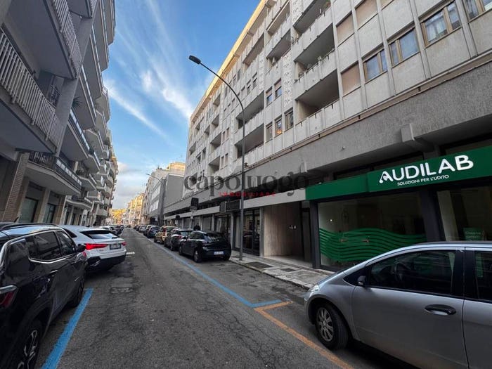 Appartamento con 5 locali in vendita in Via Cosimo di Palma, Mazzini, Lecce