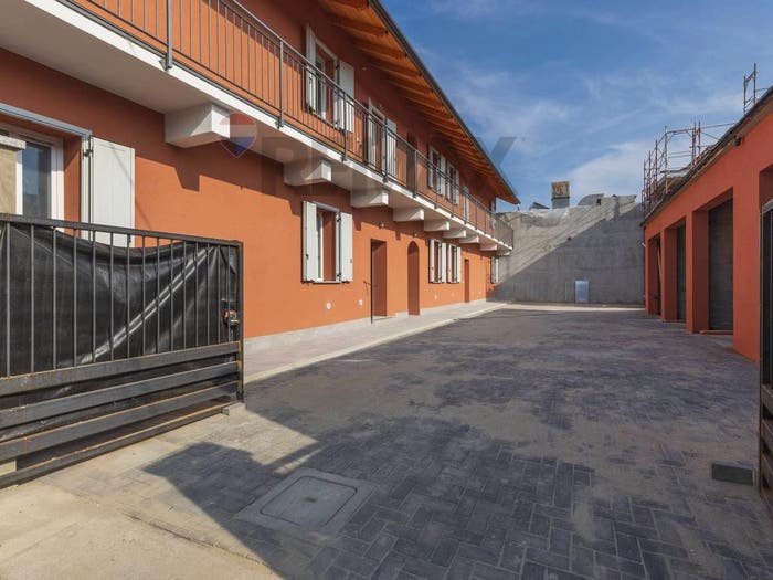 Appartamento bilocale in vendita in VIA MACIANTELLI, Centro, Lonate Pozzolo