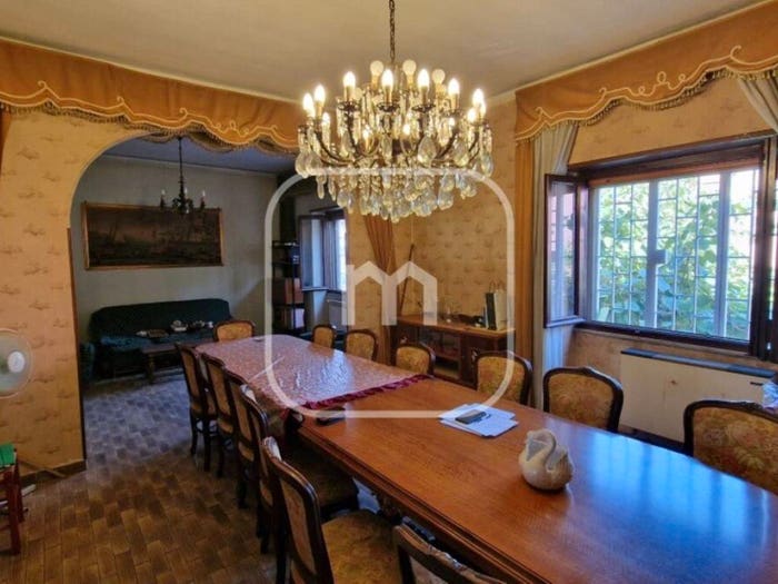 Casa con 5 locali in vendita in Via Castelbuono, Finocchio, Roma