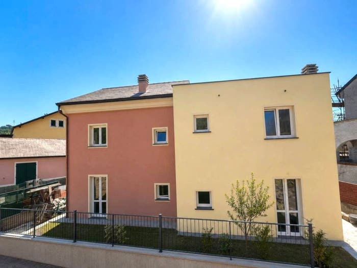 Appartamento bilocale in vendita in Località Borgo degli Erchi, Albisola Superiore