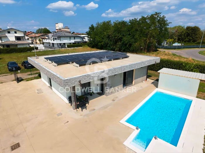 Casa quadrilocale in vendita in via lonate pozzolo, Madonna Regina, Busto Arsizio