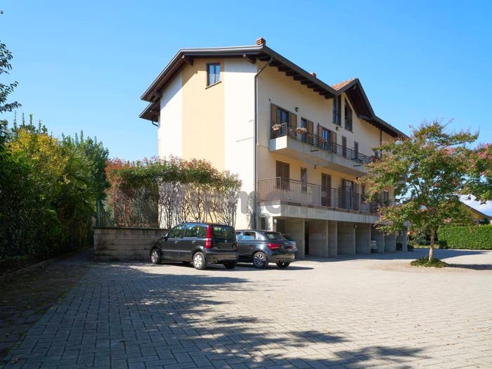 Appartamento con 6 locali in vendita in Via Molinetto, Laveno, LavenoMombello