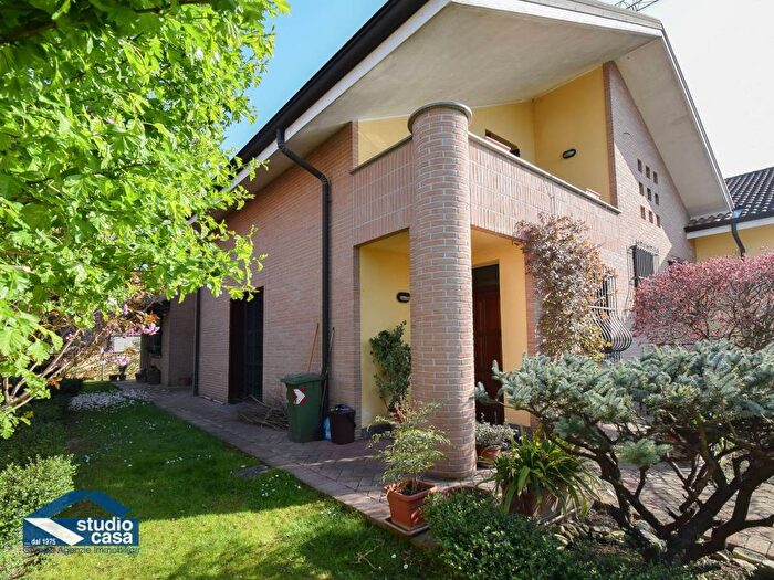 Casa con 5 locali in vendita in Via Monsignor Giuseppe Beccaria, San Bernardo Olmo, Lodi