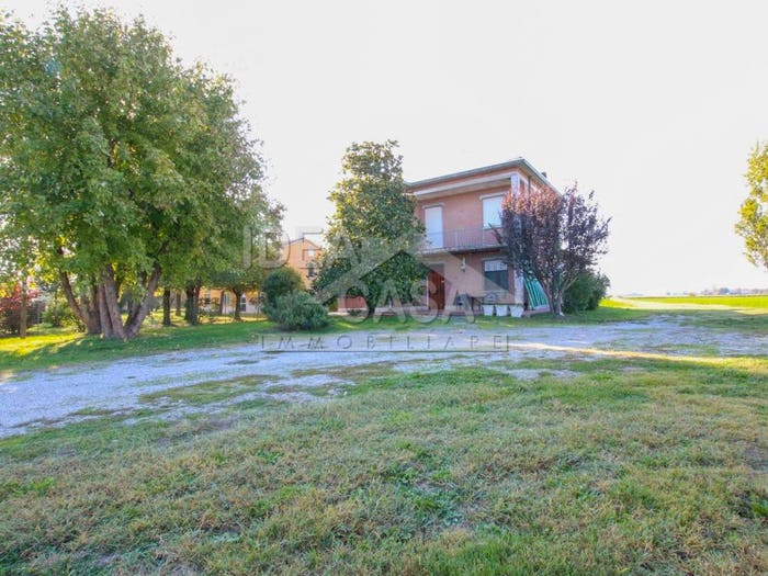 Casa con 6 locali in vendita in Via Mazzalupi, Concordia sulla Secchia