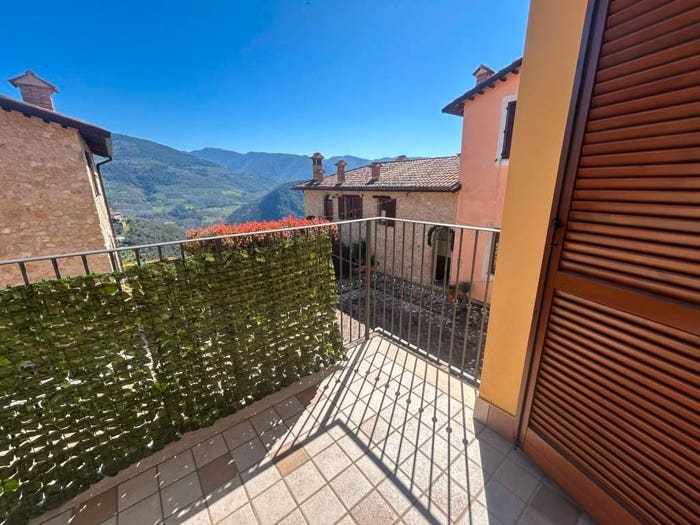 Appartamento trilocale in vendita in SP, Montefranco
