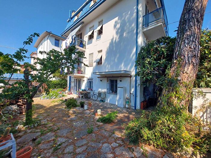 Appartamento quadrilocale in vendita in Via Giovanni Lanza, Pantano, Pesaro