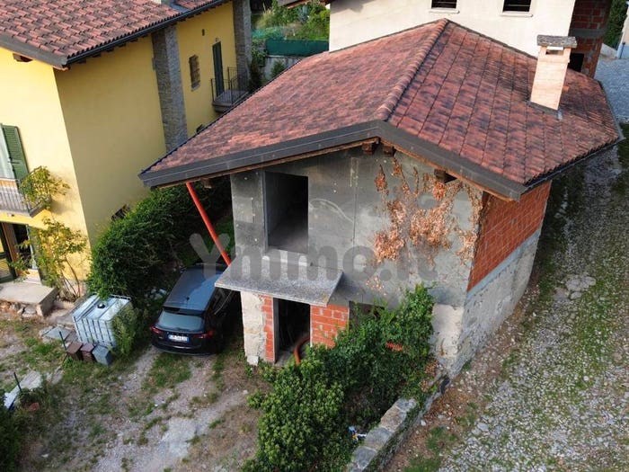 Casa in vendita in Vicolo Pasubio, Orino