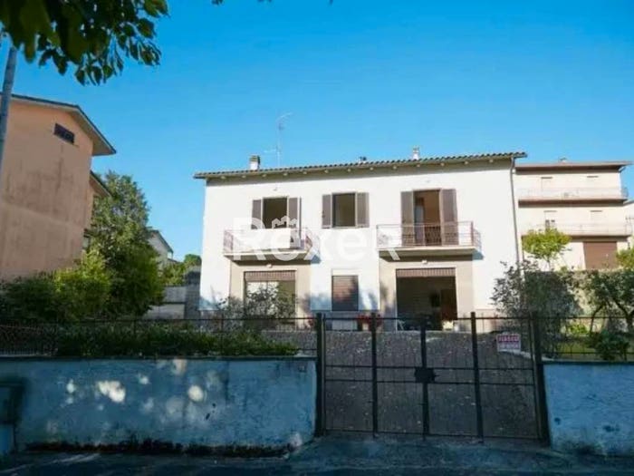Casa con 6 locali in vendita in Via XXV Aprile, Centro, Castiglione in Teverina
