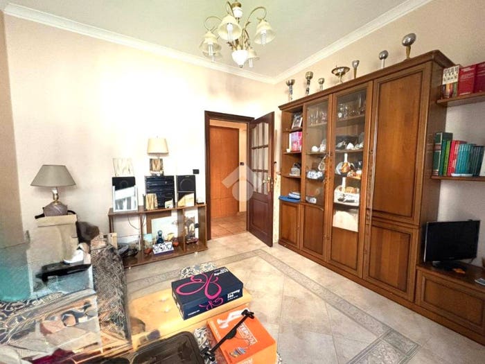 Appartamento trilocale in vendita in Via Mattia Preti, Sala, Catanzaro