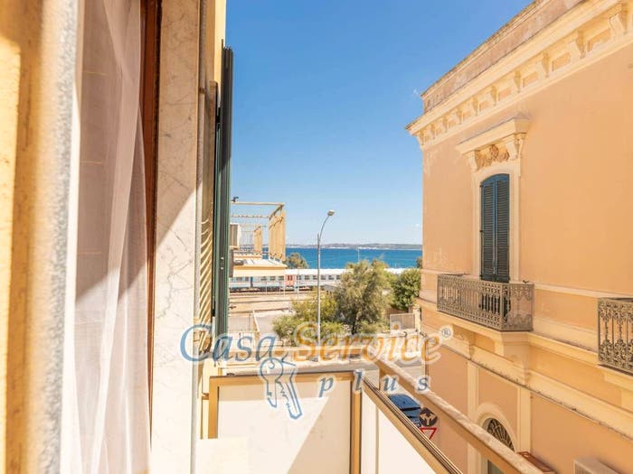 Appartamento trilocale in vendita in Via Bartolomeo Ravenna, Centro, Gallipoli