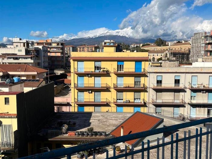 Appartamento trilocale in vendita in Via Vincenzo Bellini, Centro Storico, Acireale