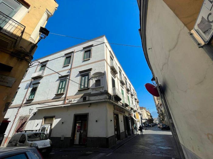 Appartamento trilocale in vendita in Piazza Martiri d'Ungheria, Pagani