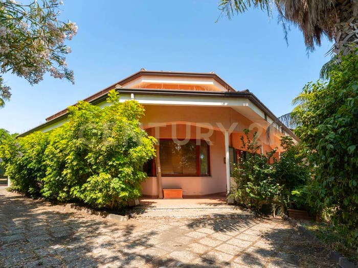 Casa con 6 locali in vendita in Via Timparosa, Ficarazzi Gallinaro, Aci Castello