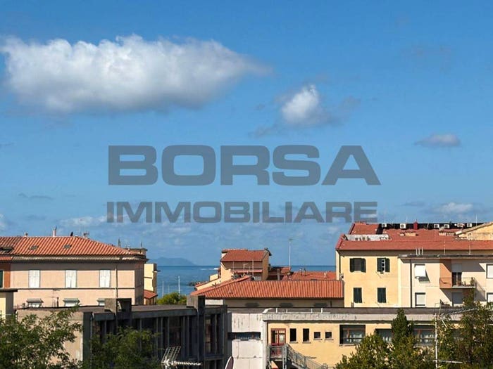 Appartamento quadrilocale in vendita in Borgo San Jacopo, Porta a Mare Mazzini, Livorno