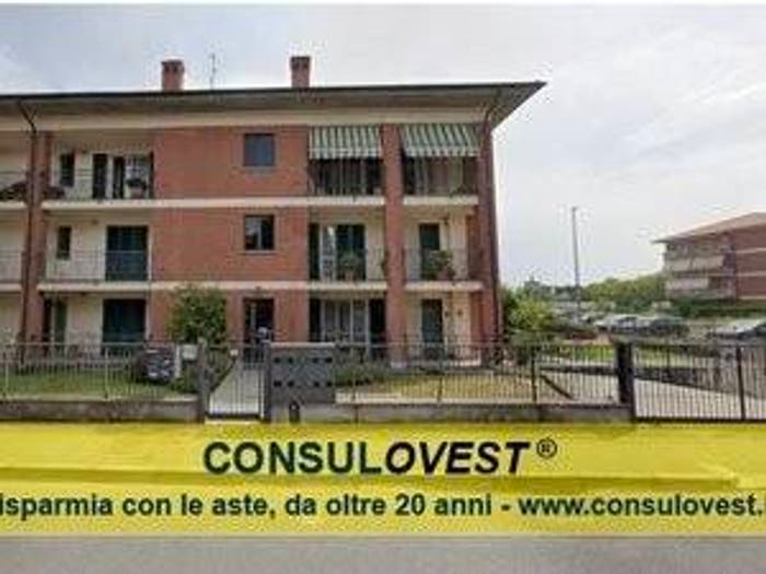 Appartamento quadrilocale in vendita in Via Pietro Ciapessoni, San Giovannino Pompieri, Pavia