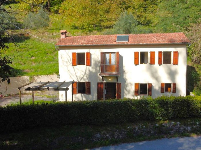 Casa quadrilocale in vendita in Località Cerreto, Bagni di Lucca