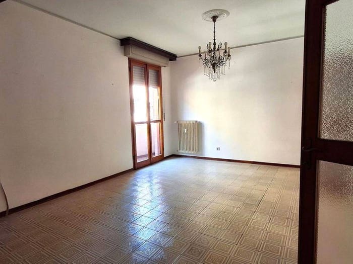 Appartamento con 6 locali in vendita in Santa Maria, Pisa