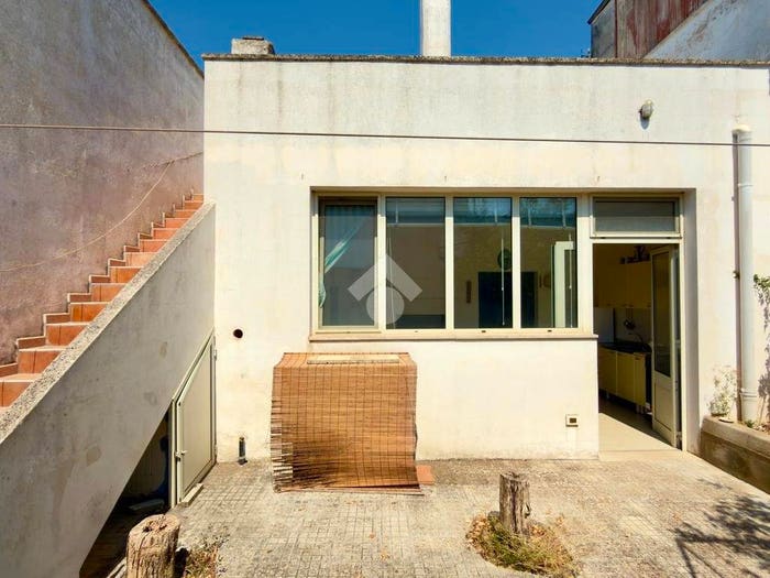 Casa trilocale in vendita in Via Montano, Centro, Salve