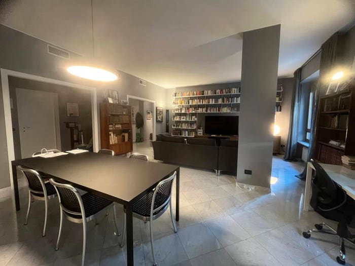 Appartamento quadrilocale in vendita in Via Camillo Benso di Cavour, Piazza Garibaldi, Alessandria