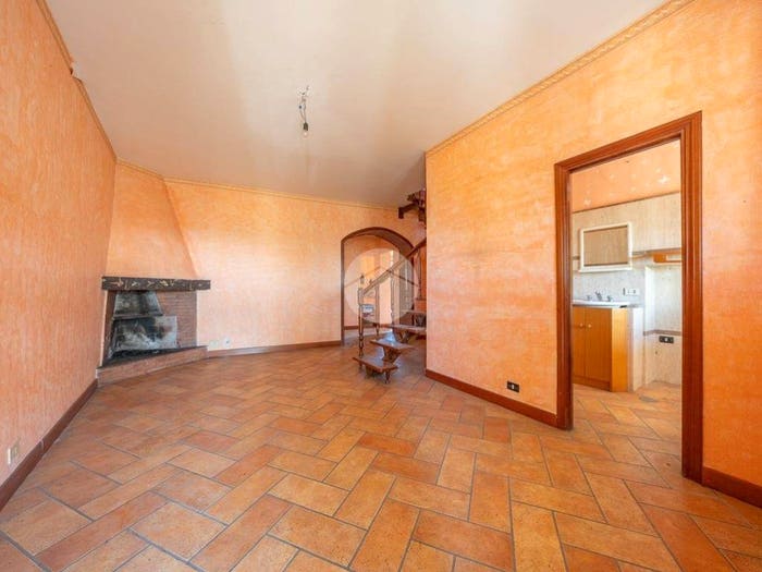 Appartamento trilocale in vendita in Via delle Colombe, Centro, Guidonia Montecelio