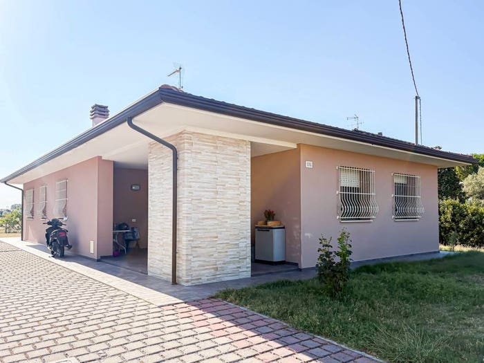 Casa quadrilocale in vendita in Via Campone Sala, Sala, Cesenatico