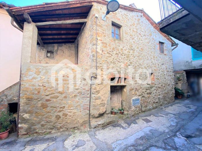 Appartamento trilocale in vendita in strada moncioni, Frazioni Collinari, Montevarchi